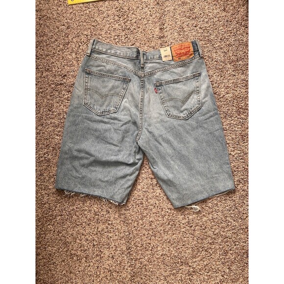 NWT Levi's 469 Men's Jean Shorts Light Wash Loose Fit Distressed Denim Size 34 - Picture 10 of 11